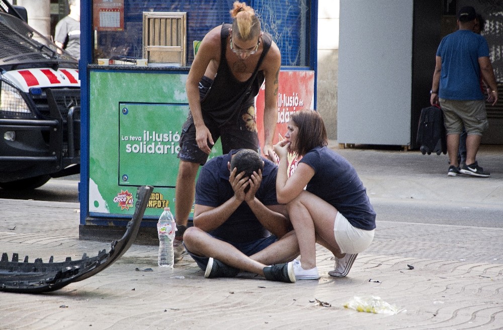 İspanya Çifte Terör Saldırısıyla Sarsıldı