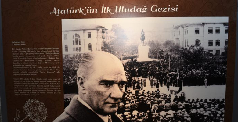 'Atatürk Bursa'da' Sergisi açıldı