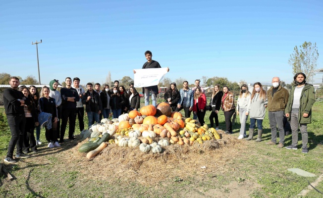 ZİRAAT TOPLULUĞU ÜYELERİNE TOHUM ATÖLYESİ