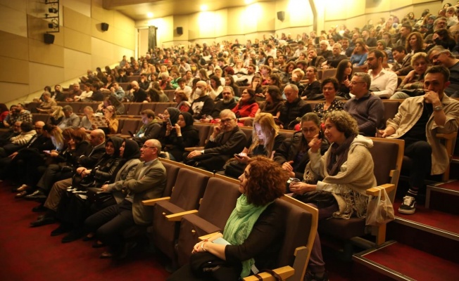 Nilüfer Tiyatro Festivali’nde 14 oyun seyirci ile buluşacak