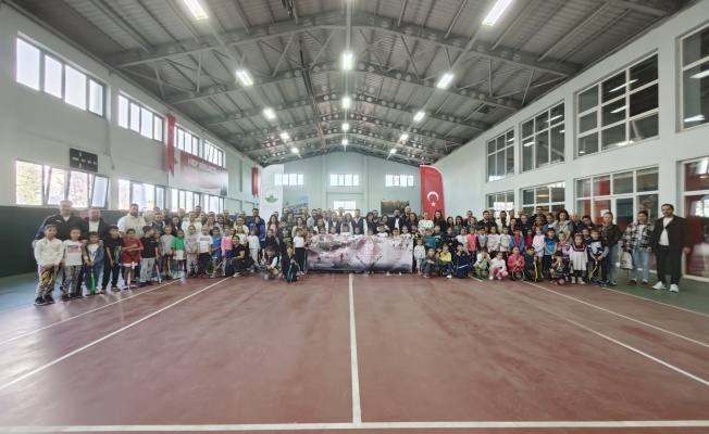 29 Ekim Cumhuriyet Kupası tenis turnuvası başladı