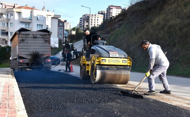 Gemlik'in Yolları ve Meydanları Yenileniyor