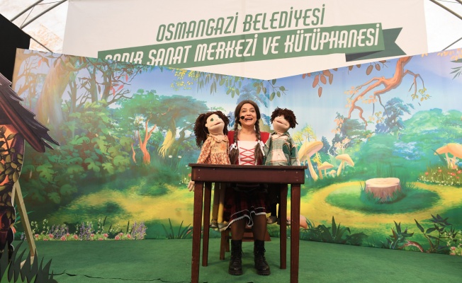 Hansel ile Gretel Osmangazili çocuklar için sahnelendi