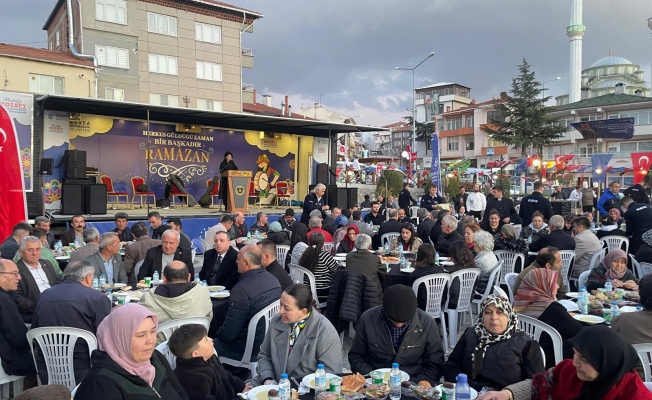 Harmancık’ta iftar bereketi