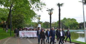 BURSA İL SAĞLIK MÜDÜRLÜĞÜ YÜRÜYÜŞ PROGRAMI GERÇEKLEŞTİRDİ