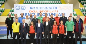 YILDIRIM BELEDİYESİ OKUL SPORLARI ŞENLİĞİ TAMAMLANDI