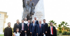 Zafer Bayramı, Atatürk Anıtı ile taçlandı