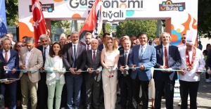 Bursa Gastronomi Festivali kortej yürüyüşüyle başladı