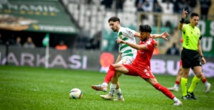 Bursaspor namağlup liderliğini sürdürüyor