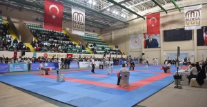 YILDIRIM’DA KARATE RÜZGÂRI